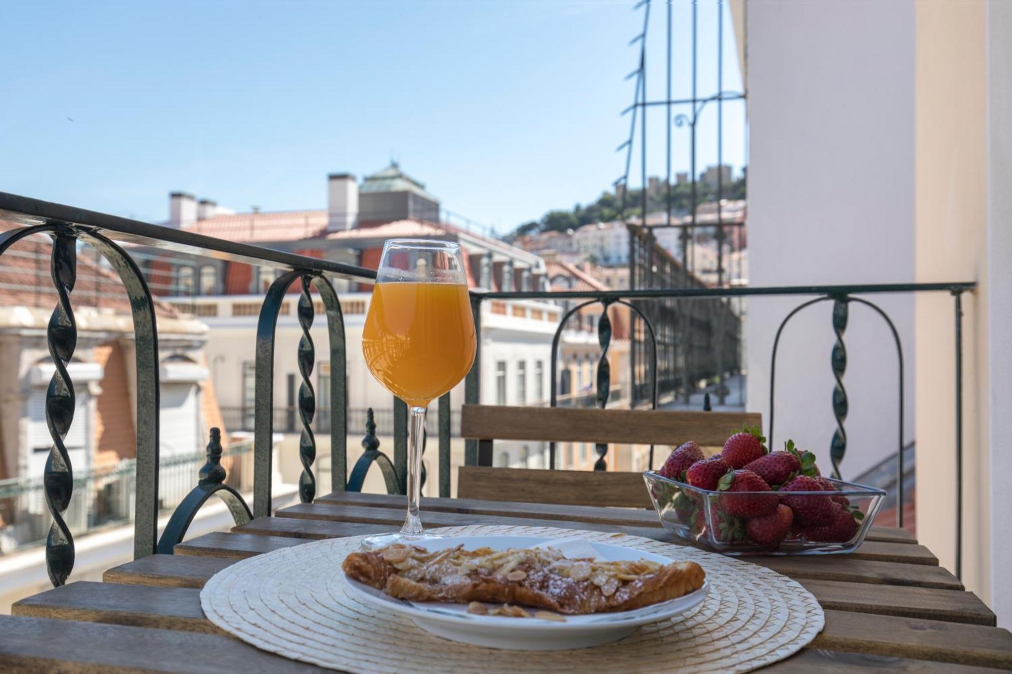 Ando Living - Santa Justa 79 House * Lisbon