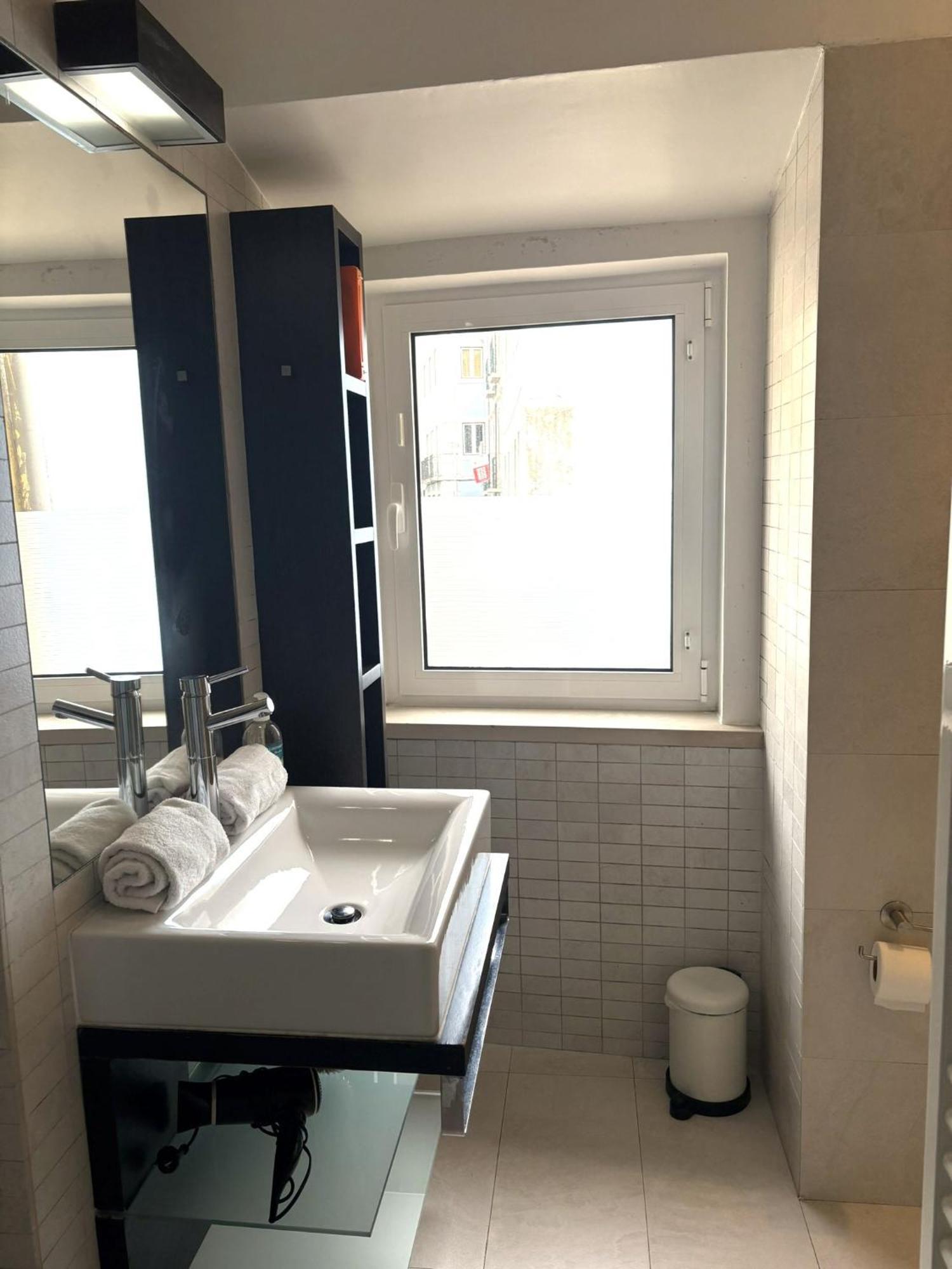 Fabulous T2 With Balcony In Rossio Apartment