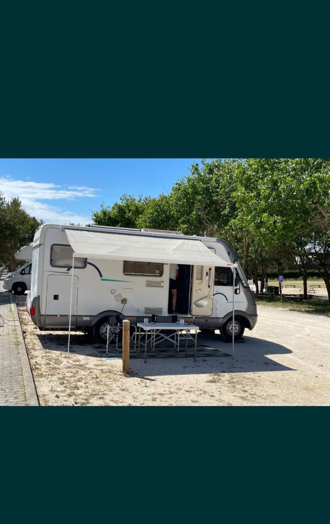Luxury tent Hymer Campervan Lisbon