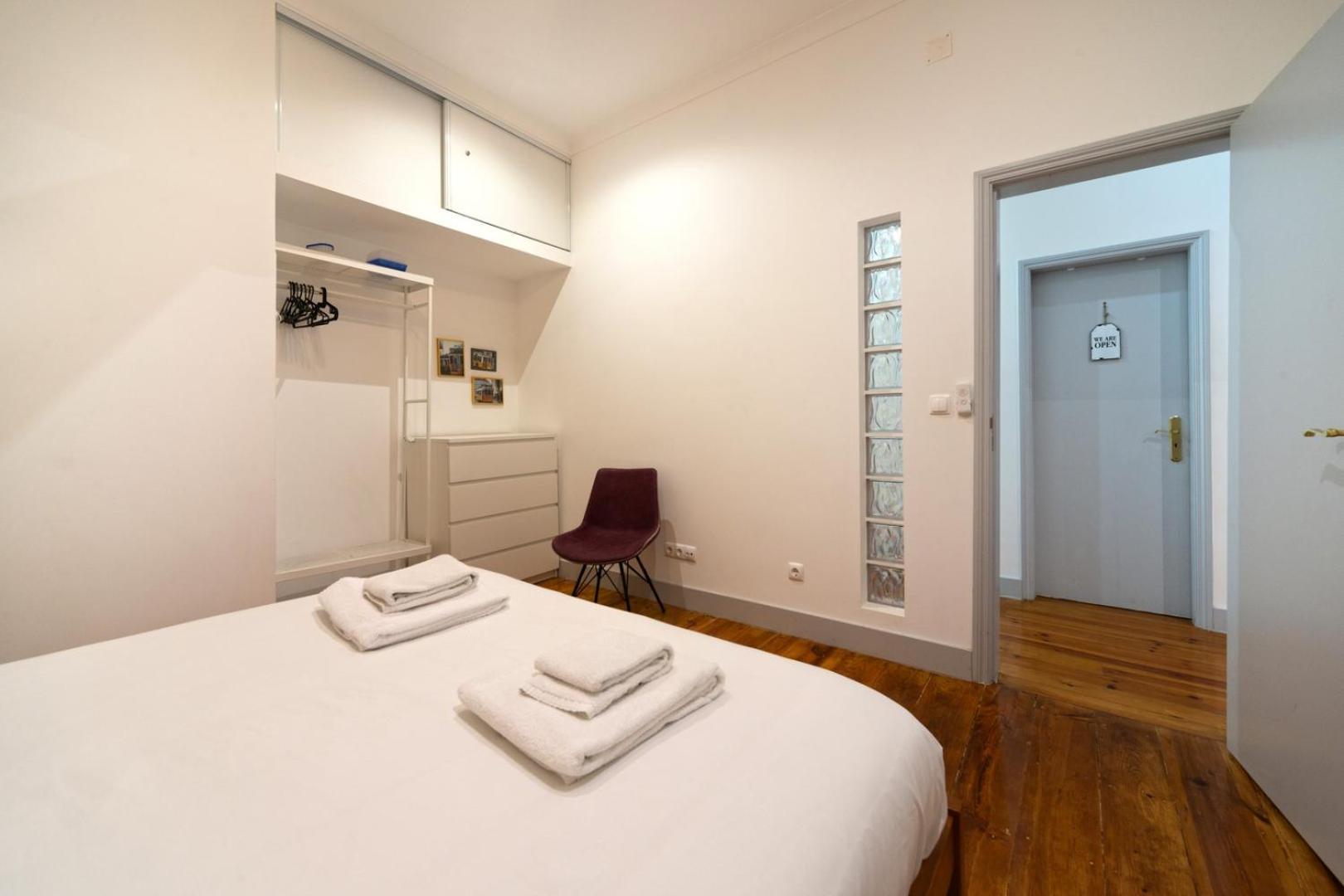 Apartment Old Style Fully Renewed And Spacious 3-bed *