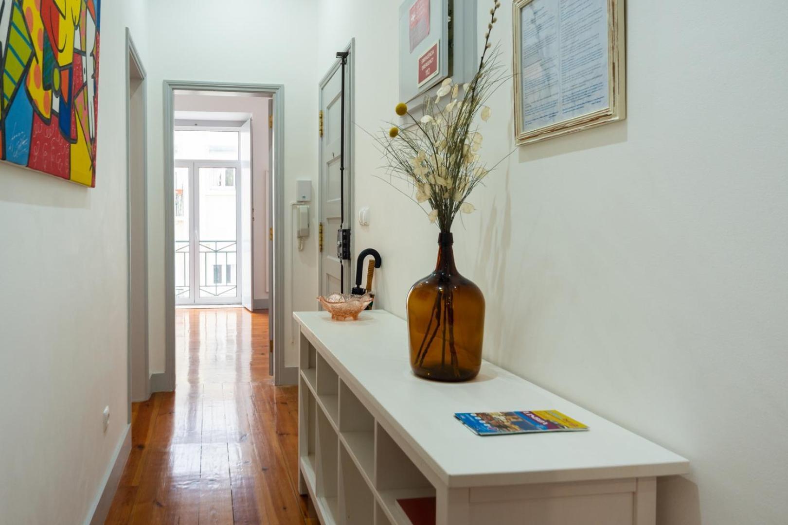 Apartment Old Style Fully Renewed And Spacious 3-bed *