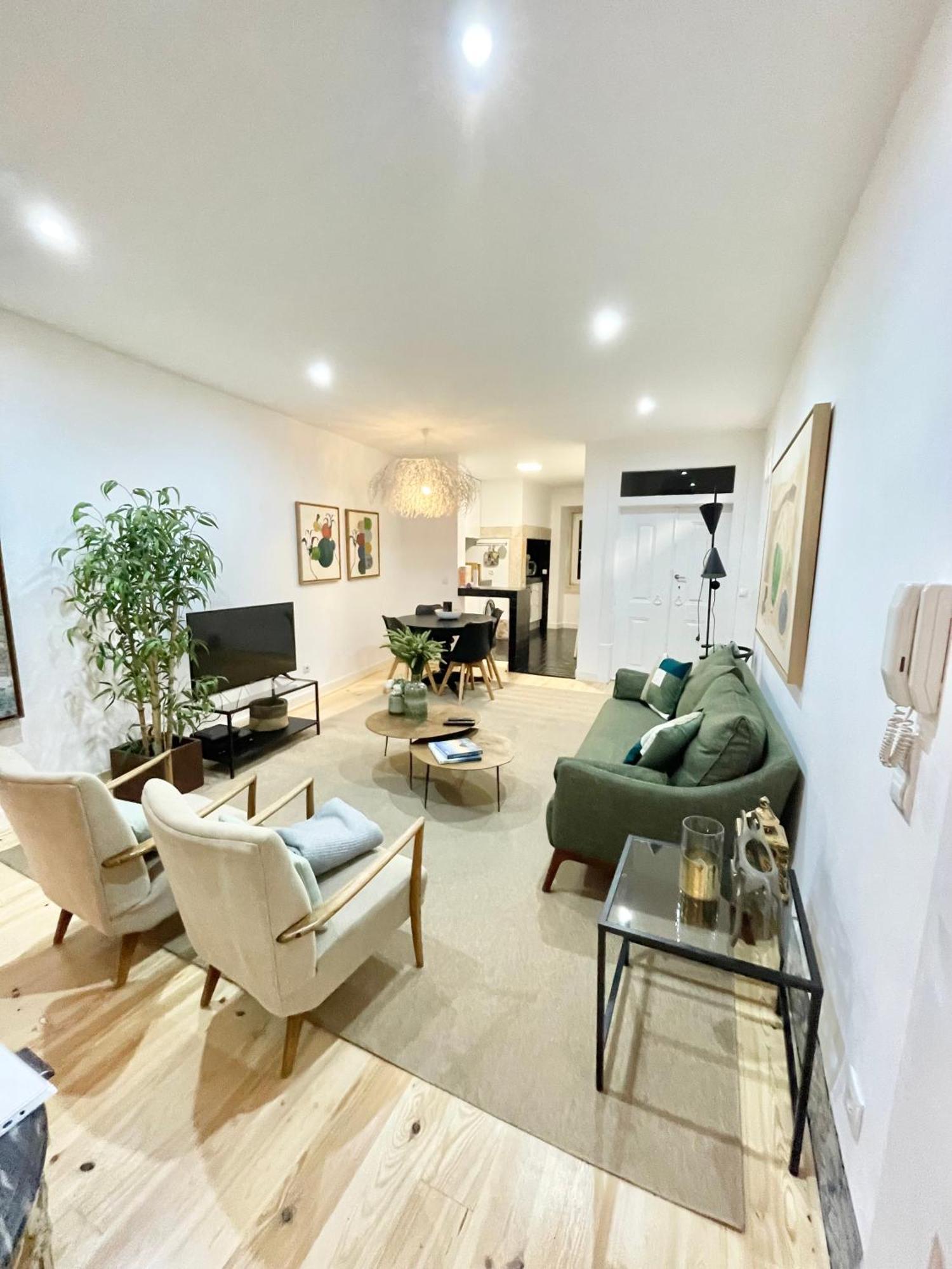 Carmo's Wonder Apartment Lisbon