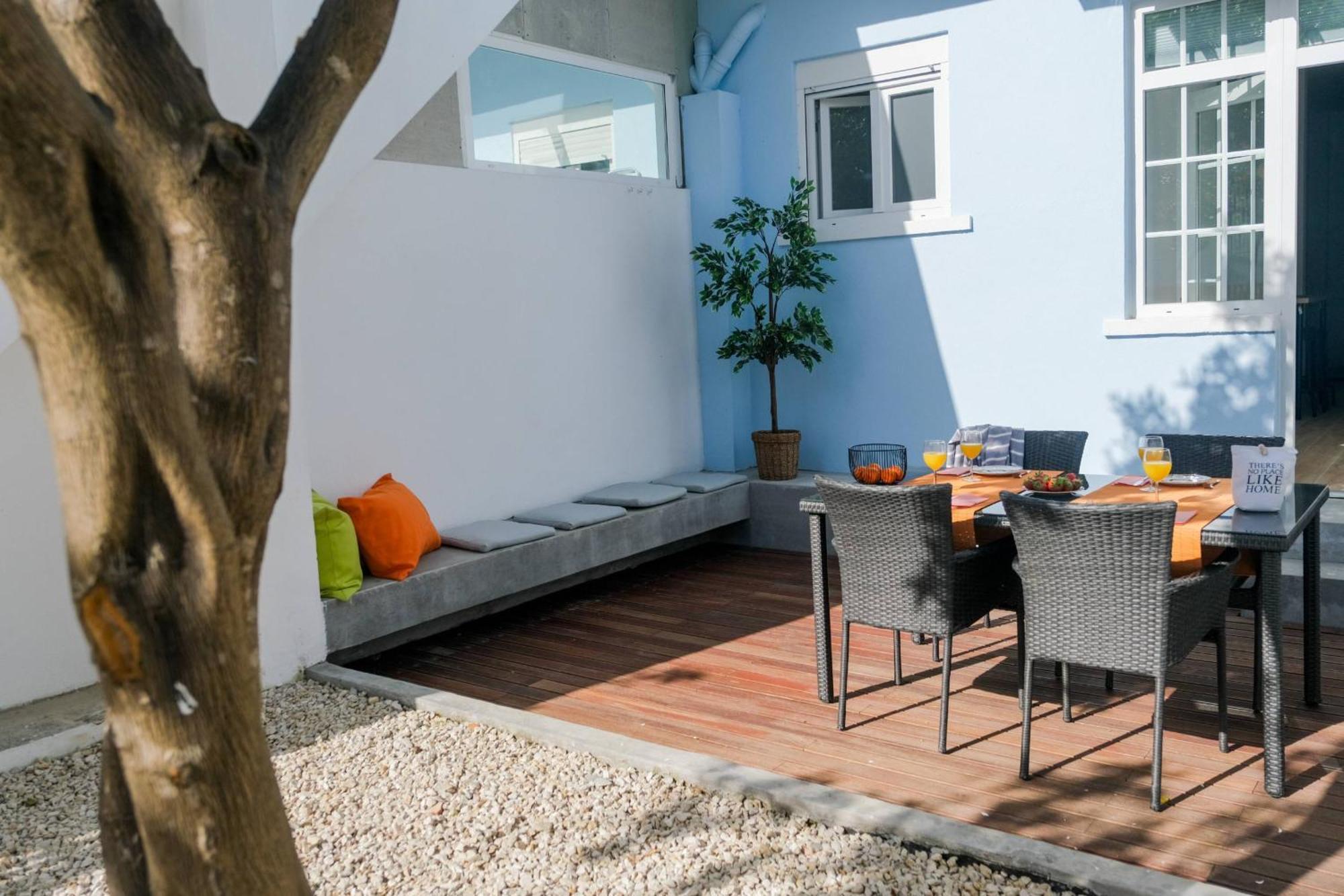 Like-home-t1 Apt-the Counstryside In The *