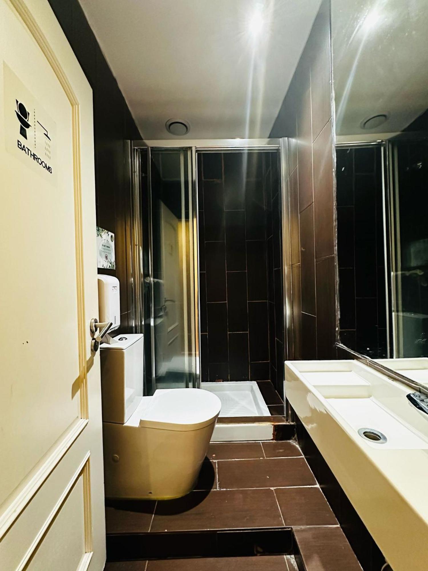 Hostel Marques De Pombal *