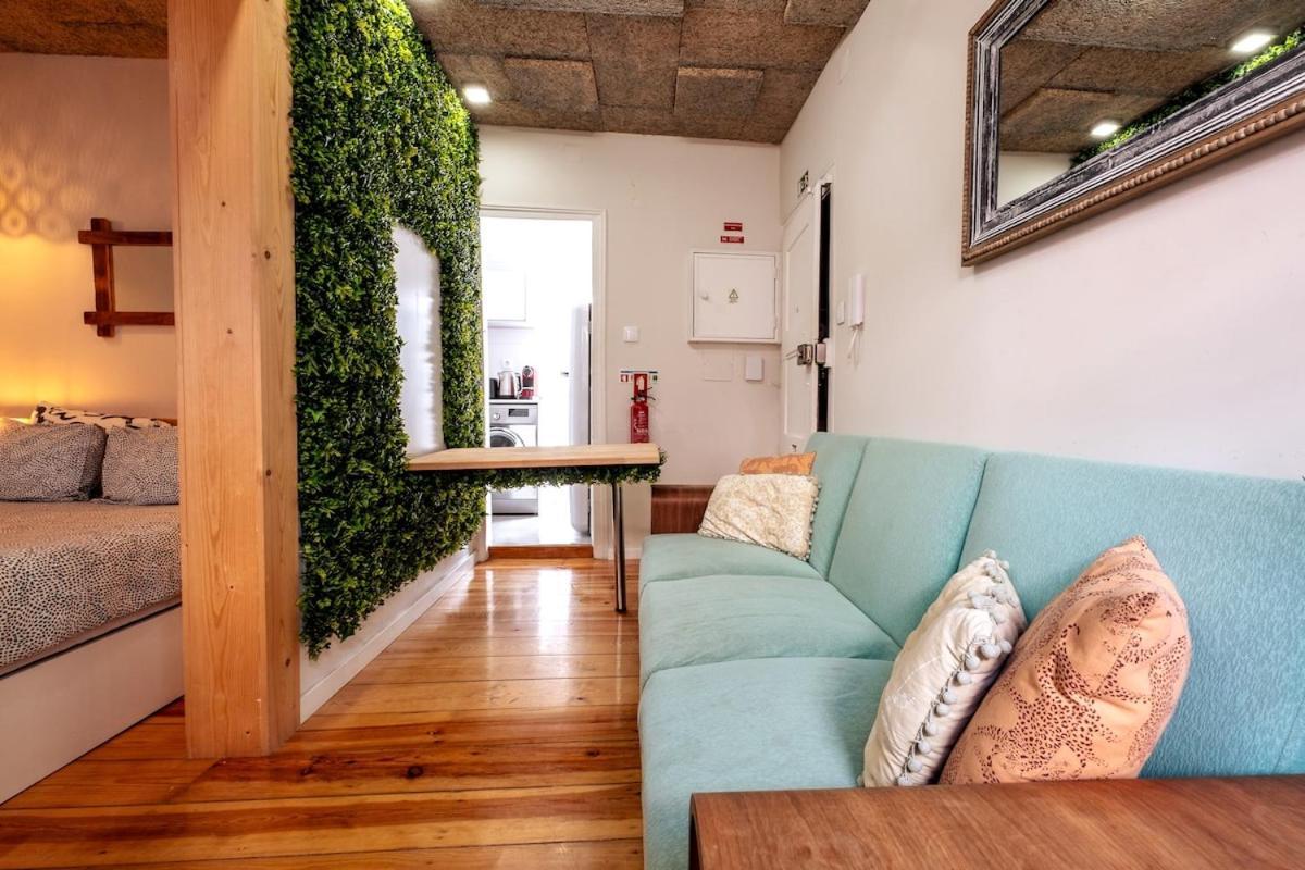 Citadel Crest First Floor Apartment