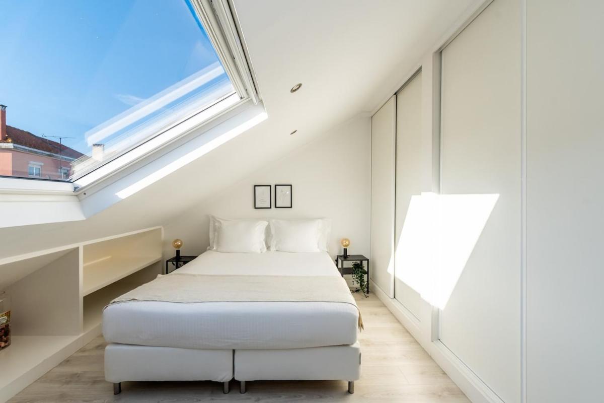 Luxury With A Pool In The - No Parties Allowed Villa Lisbon