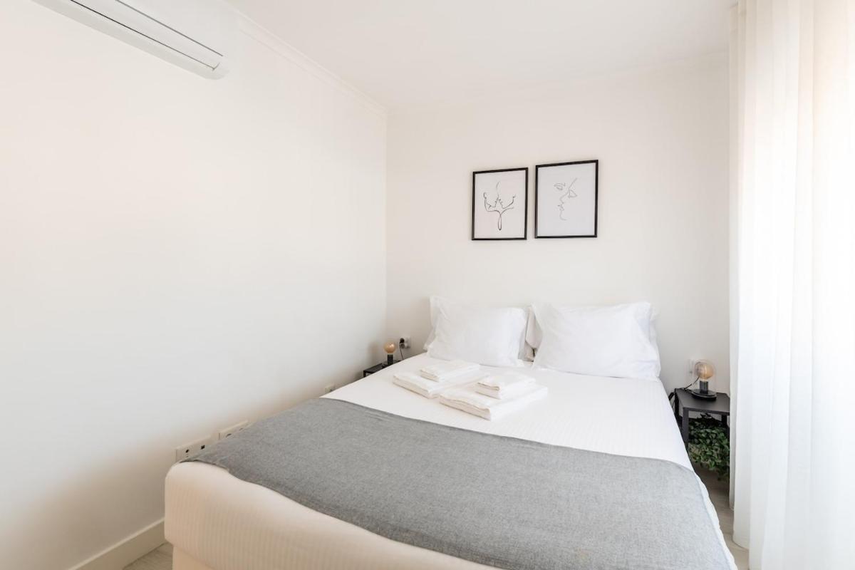 Luxury With A Pool In The - No Parties Allowed Villa Lisbon