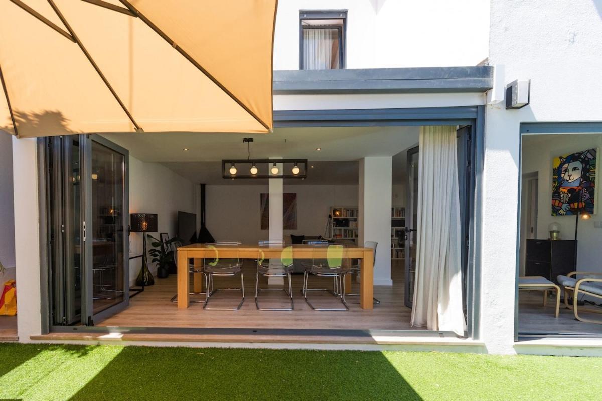 Luxury With A Pool In The - No Parties Allowed Villa