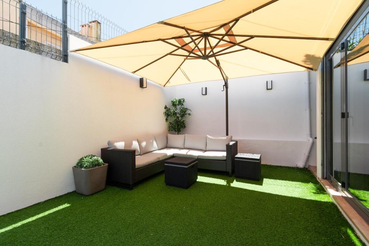 Luxury With A Pool In The - No Parties Allowed Villa *