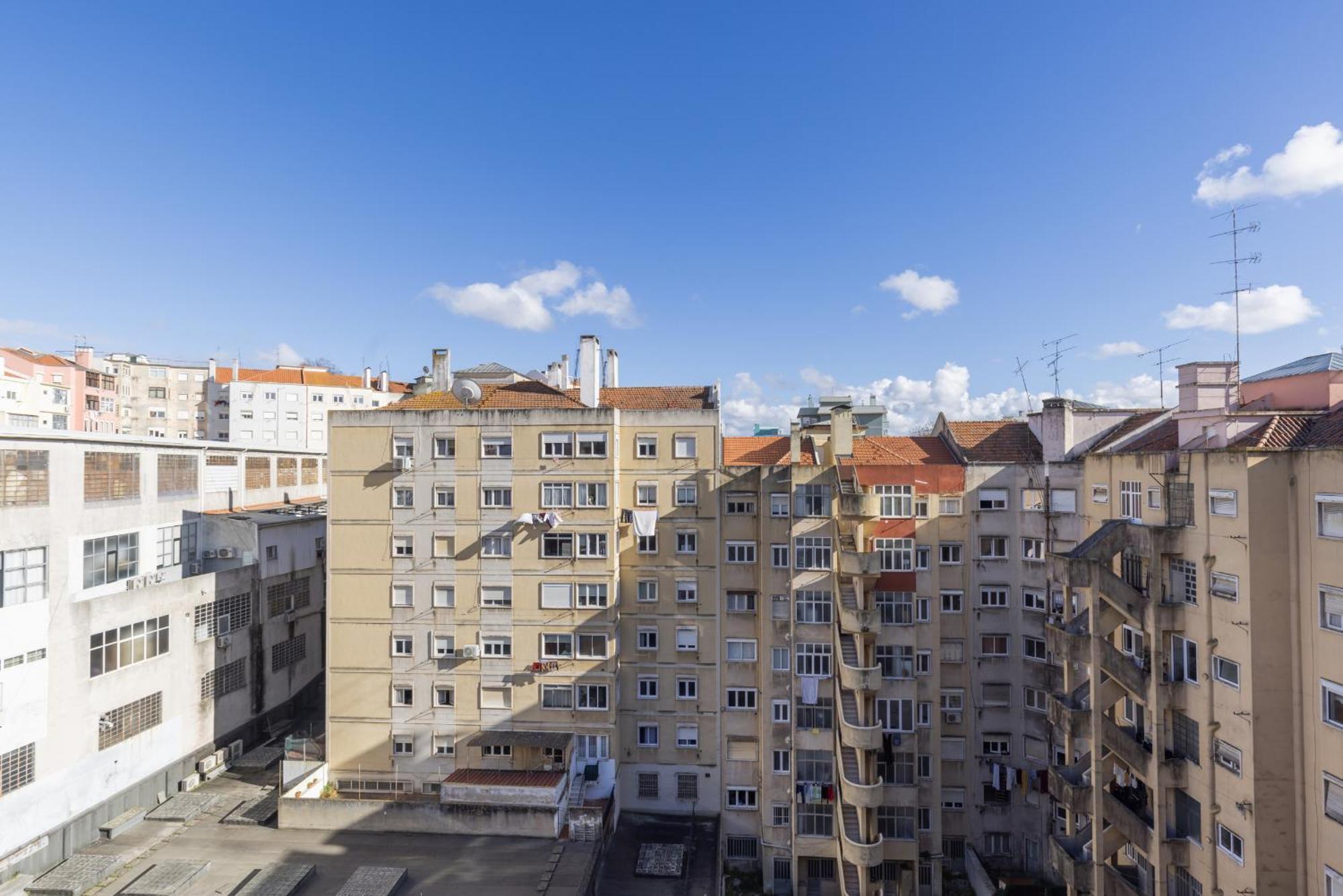 Joao Azevedo Coutinho * Lisbon