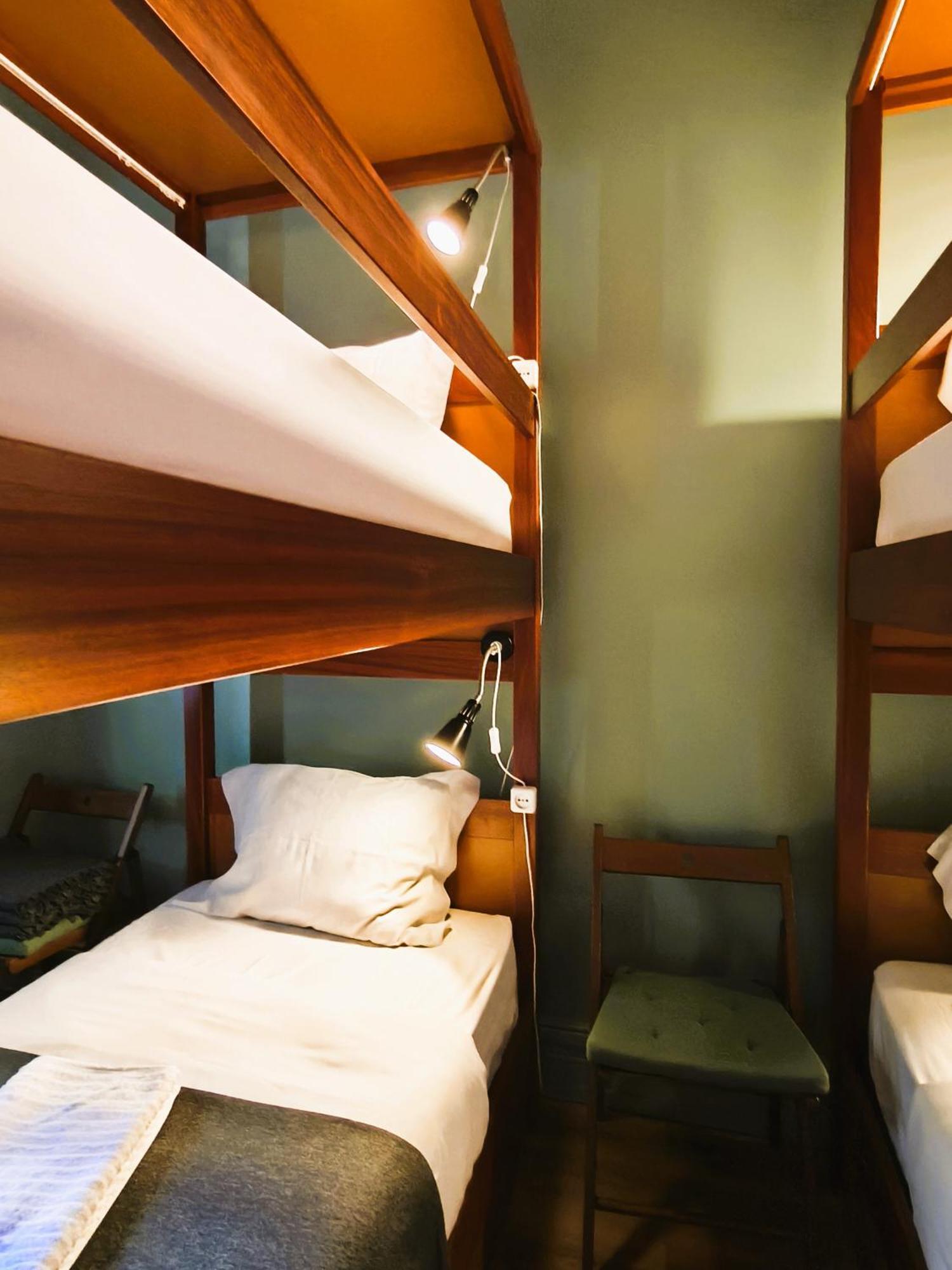 Ey Lisbon Guesthouse Hostel *