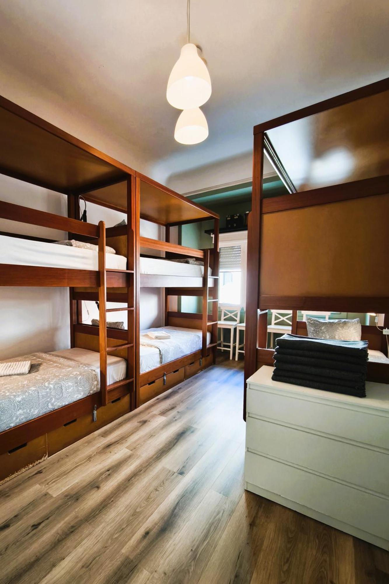 Ey Lisbon Guesthouse Hostel Lisbon