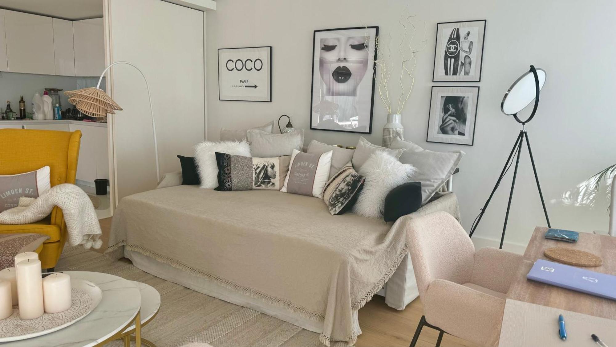 Luxurious 2 Bedrooms With Amenities In Center Apartment *