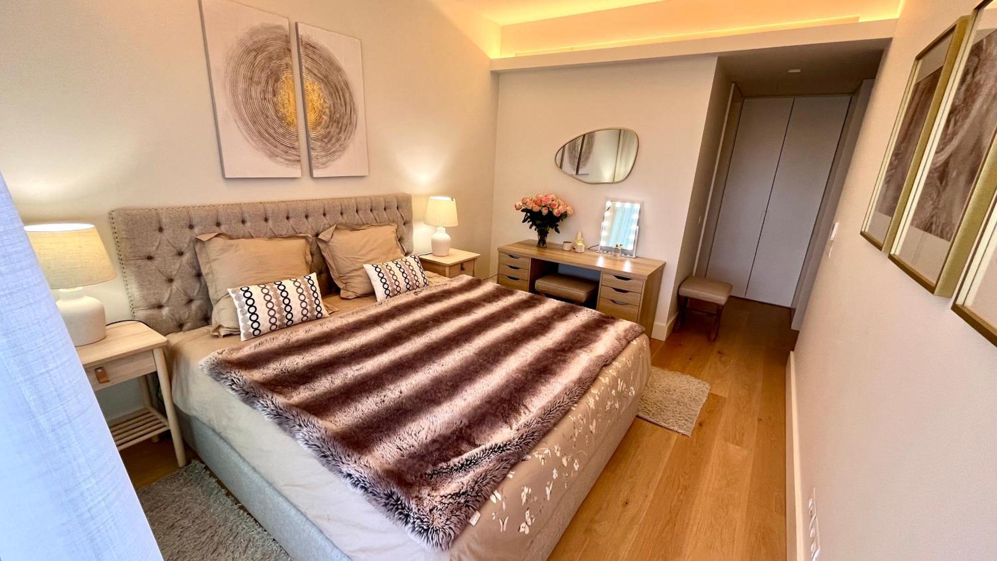 Apartment Luxurious 2 Bedrooms With Amenities In Center *