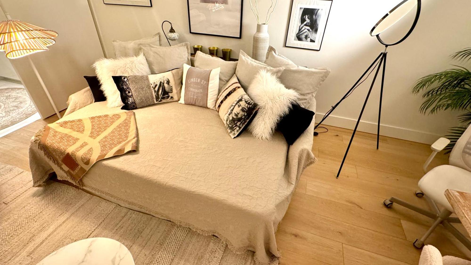 Luxurious 2 Bedrooms With Amenities In Center * Lisbon