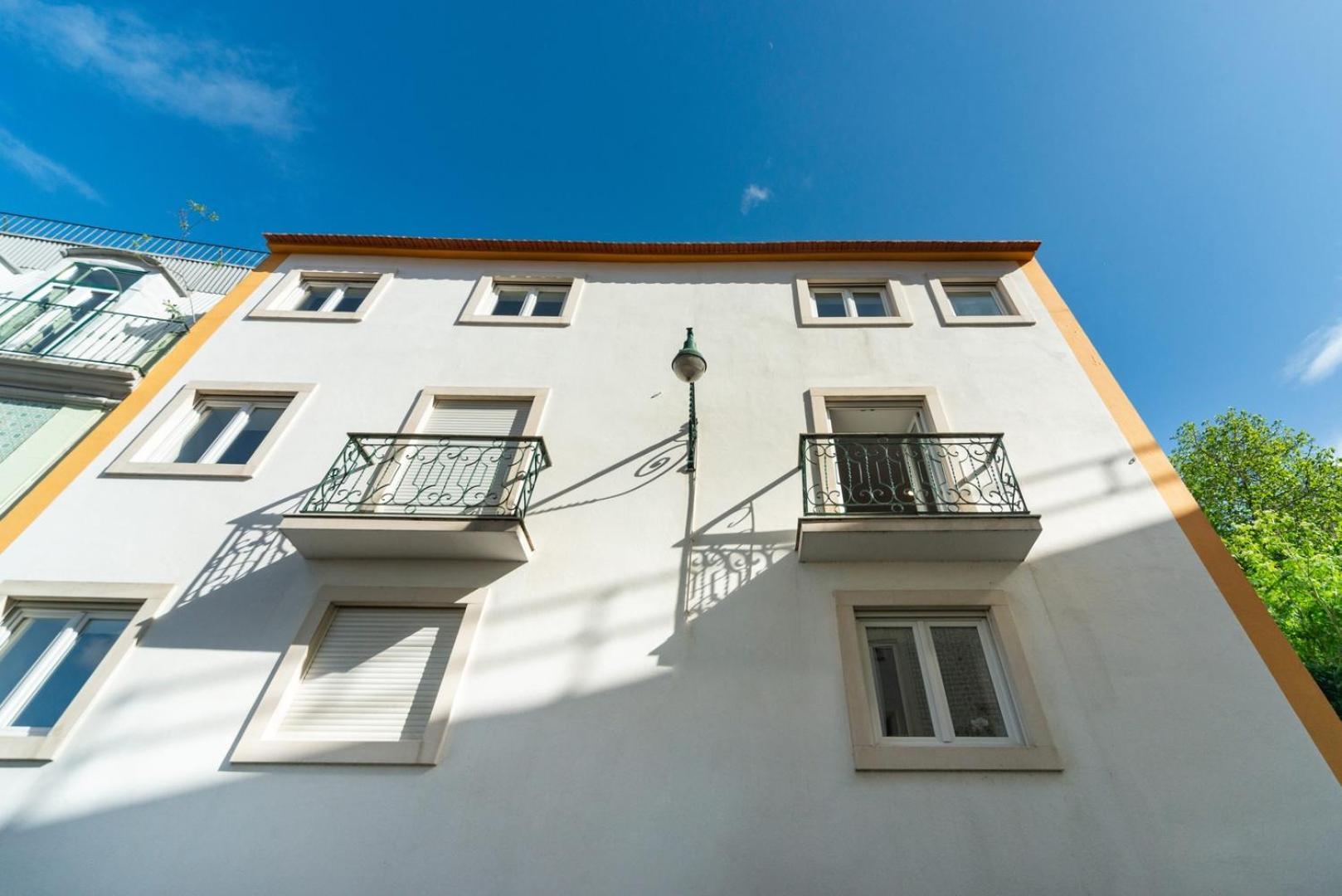 Gorgeous Rooftop 2-bed With Beautiful View Apartment