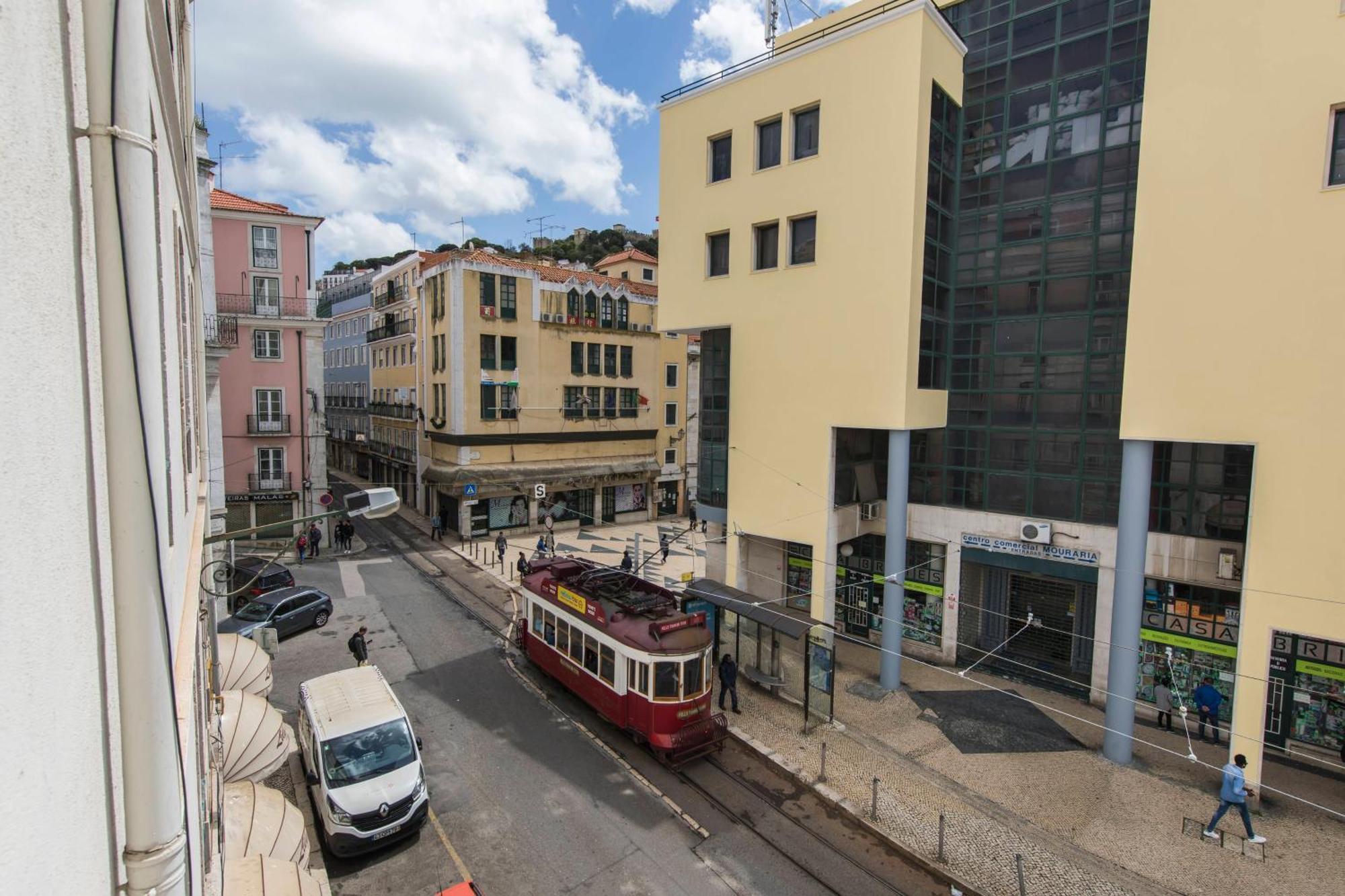 Martim Moniz Apartment Lisbon