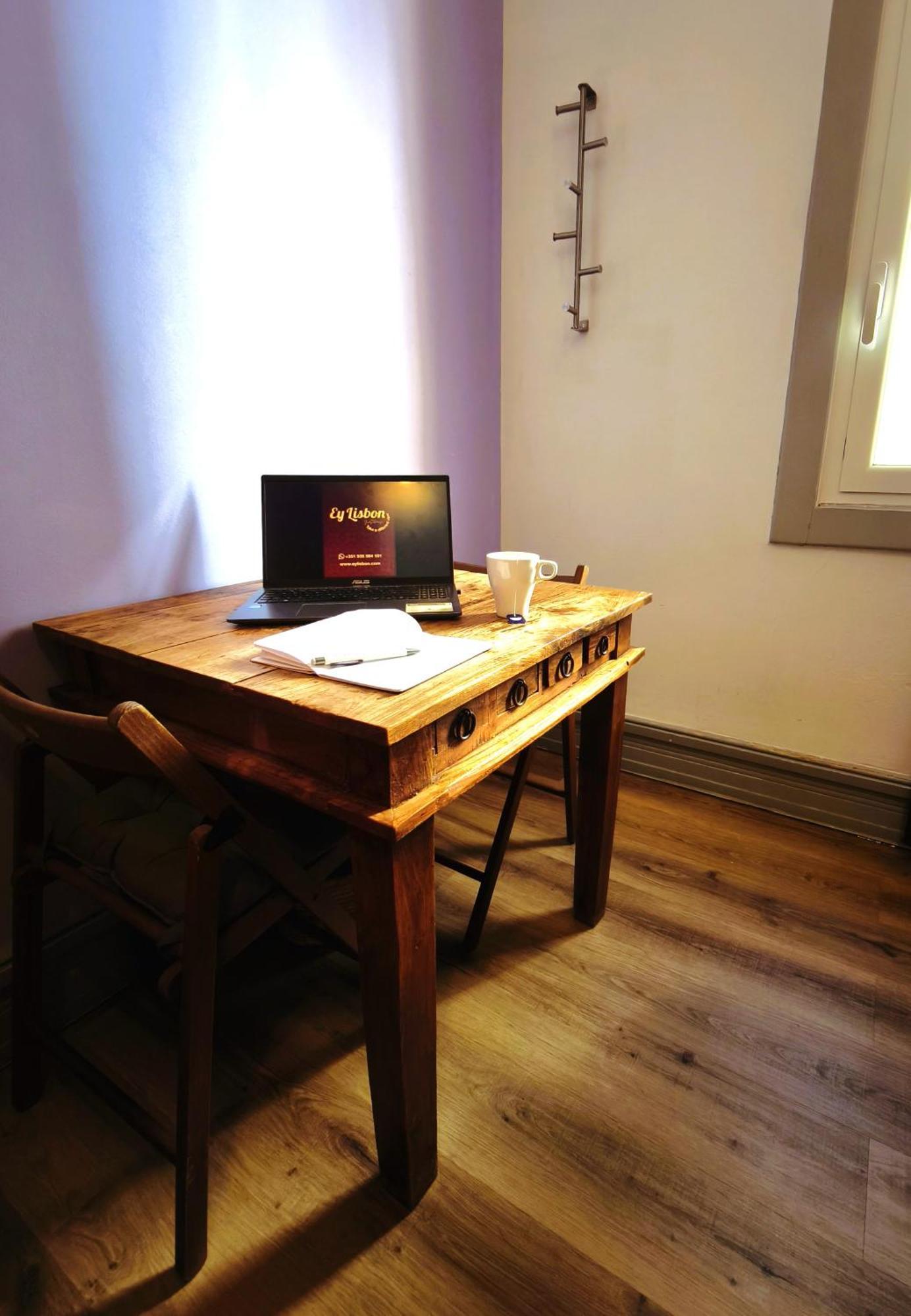 Ey Lisbon Guesthouse Hostel Lisbon