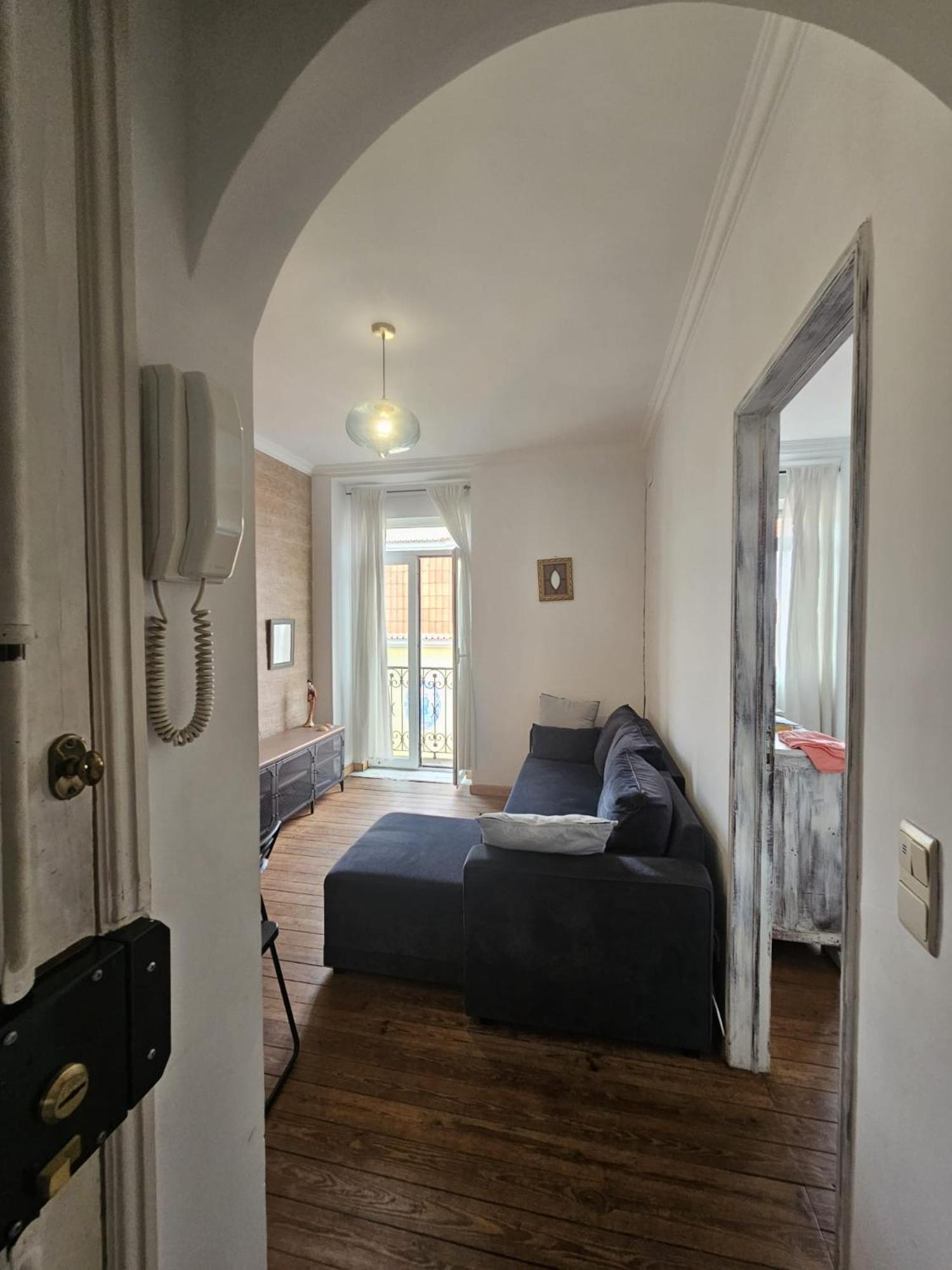 Apartment Historical Flat Design Lisbon