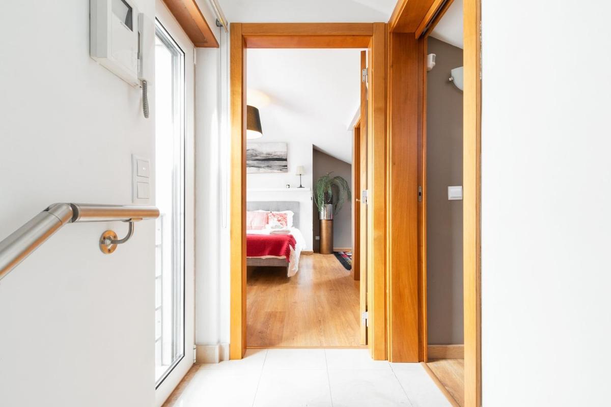 Exquisite Townhouse For 8 In Lisbon City Center Apartment Lisbon