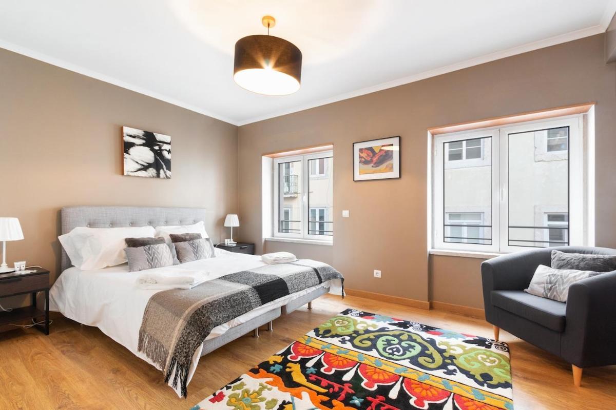 Apartment Exquisite Townhouse For 8 In Lisbon City Center
