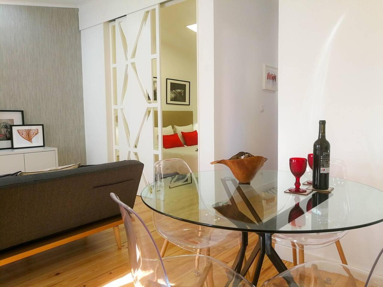 Beautiful & Unique Alfama Flat Apartment
