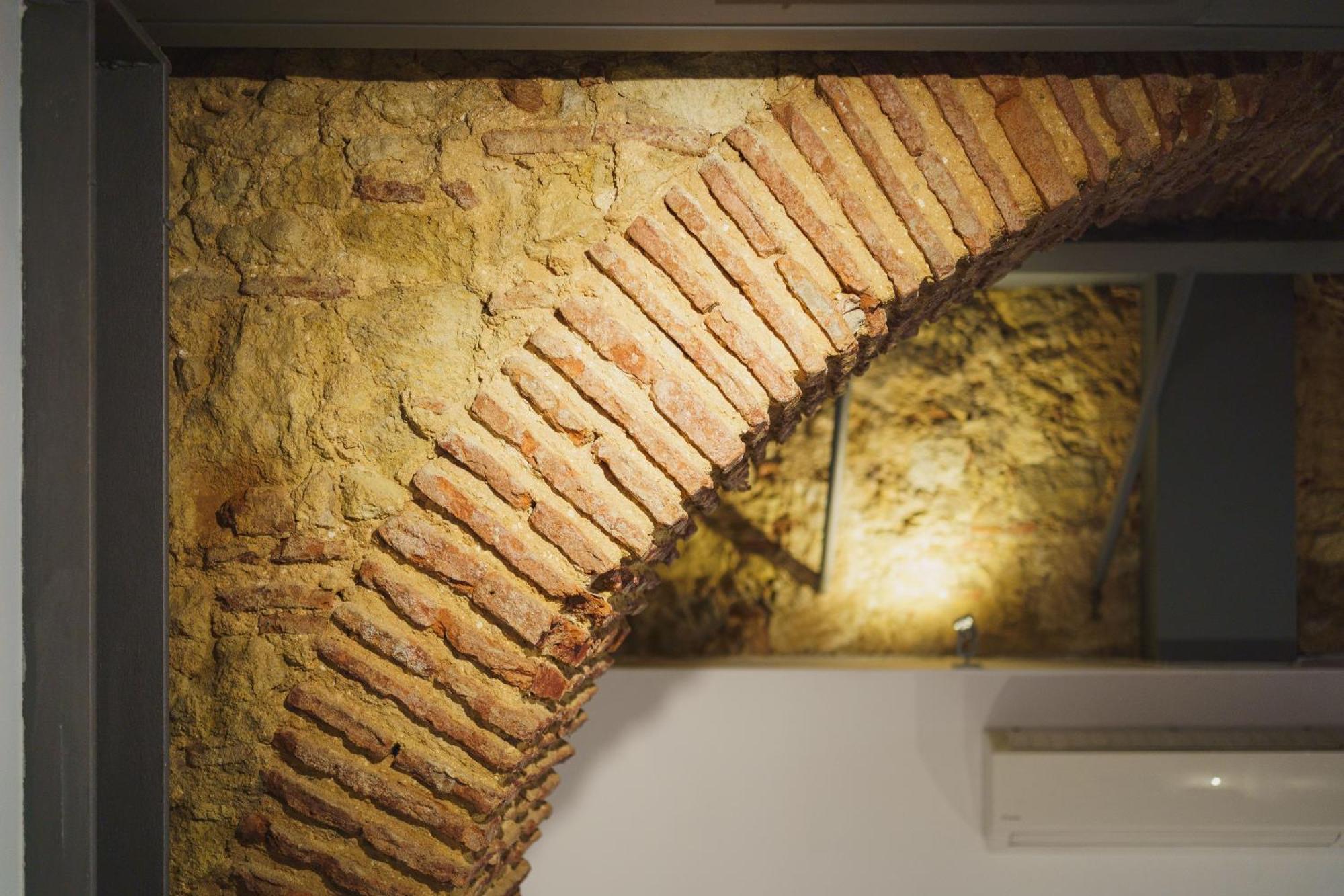 Historical Loft Apartment Lisbon