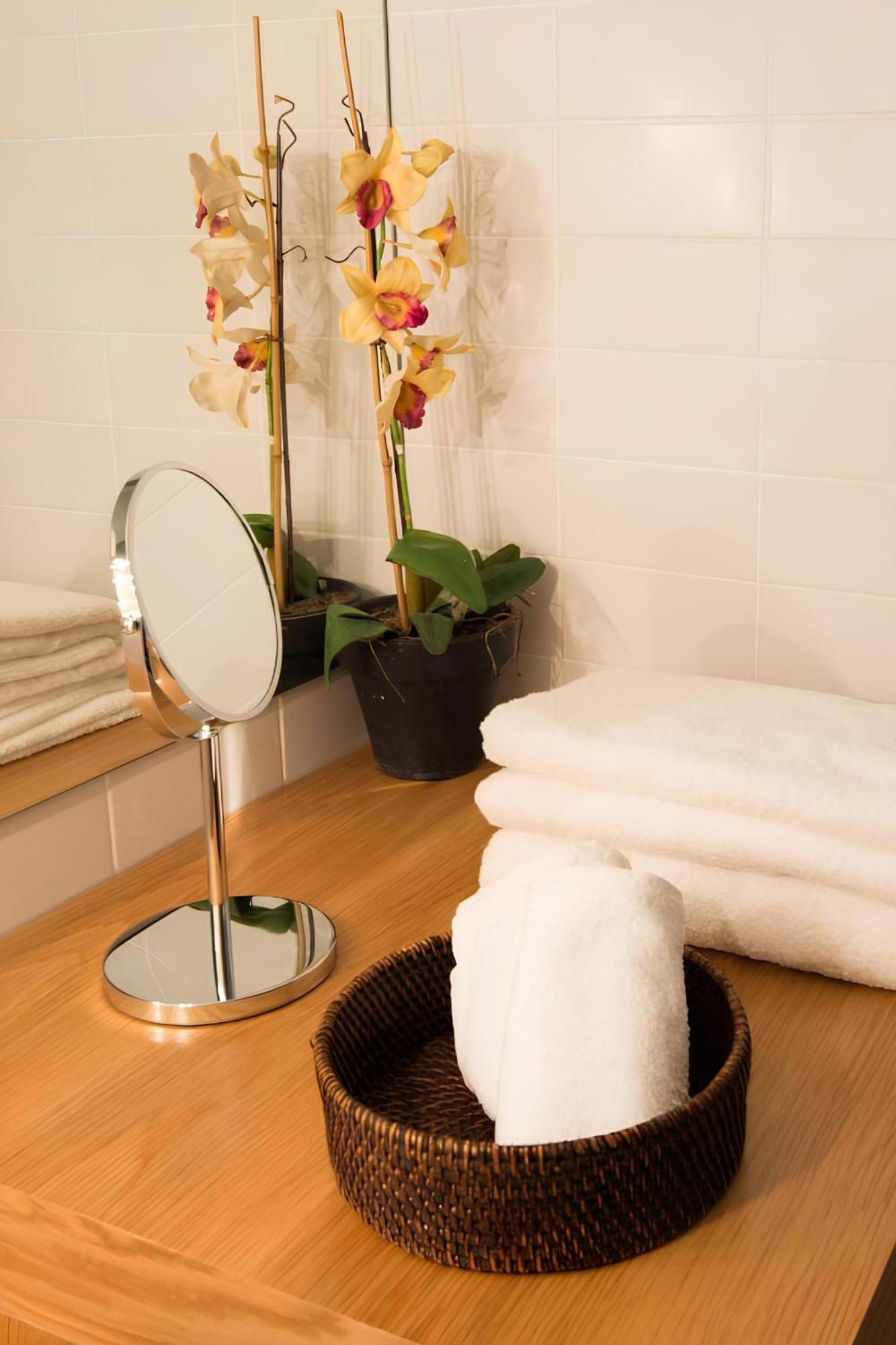 Casa Do Castelo 1- Work Or Relax In The Historic Heart Of Lisbon! Apartment