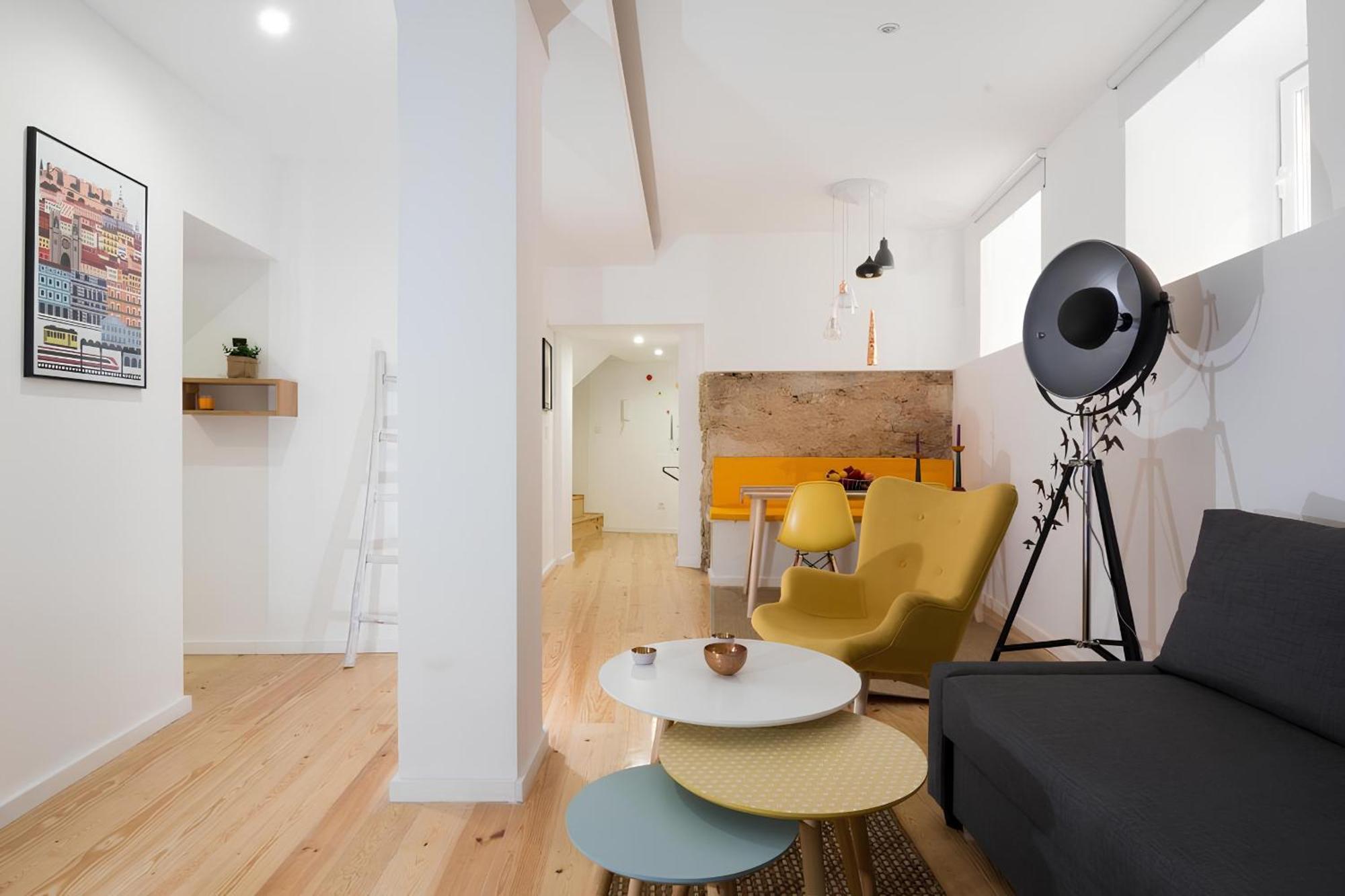 Apartment Casa Do Castelo 1- Work Or Relax In The Historic Heart Of Lisbon! Lisbon