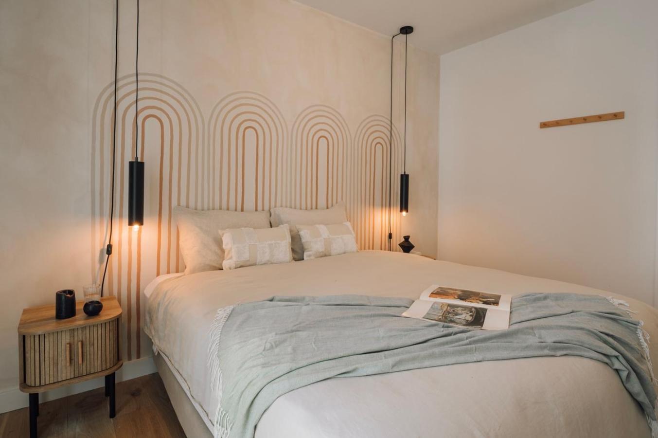 Terracina - 2 Bedrooms And Terrace In Campolide