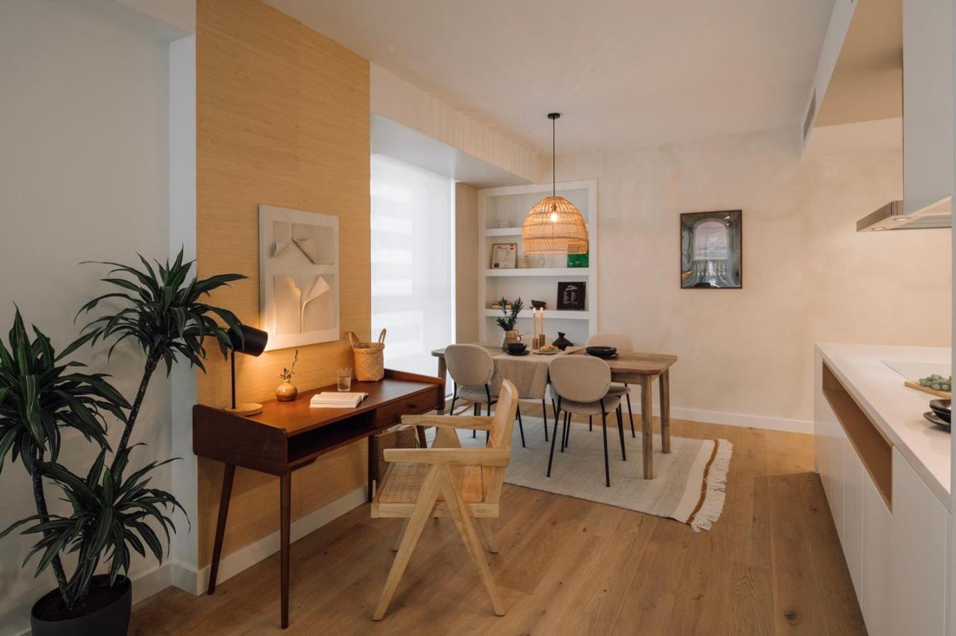 Apartment Terracina - 2 Bedrooms And Terrace In Campolide Lisbon