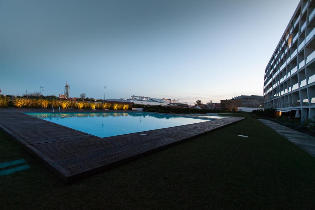 Charming With Terrace And Pool In Apartment