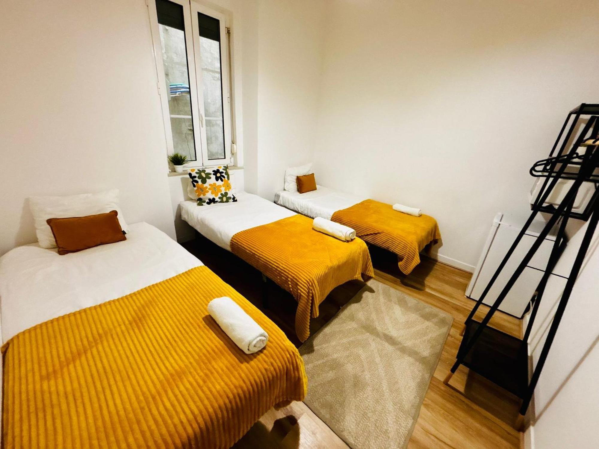 High Standard Marques De Pombal Hostel *