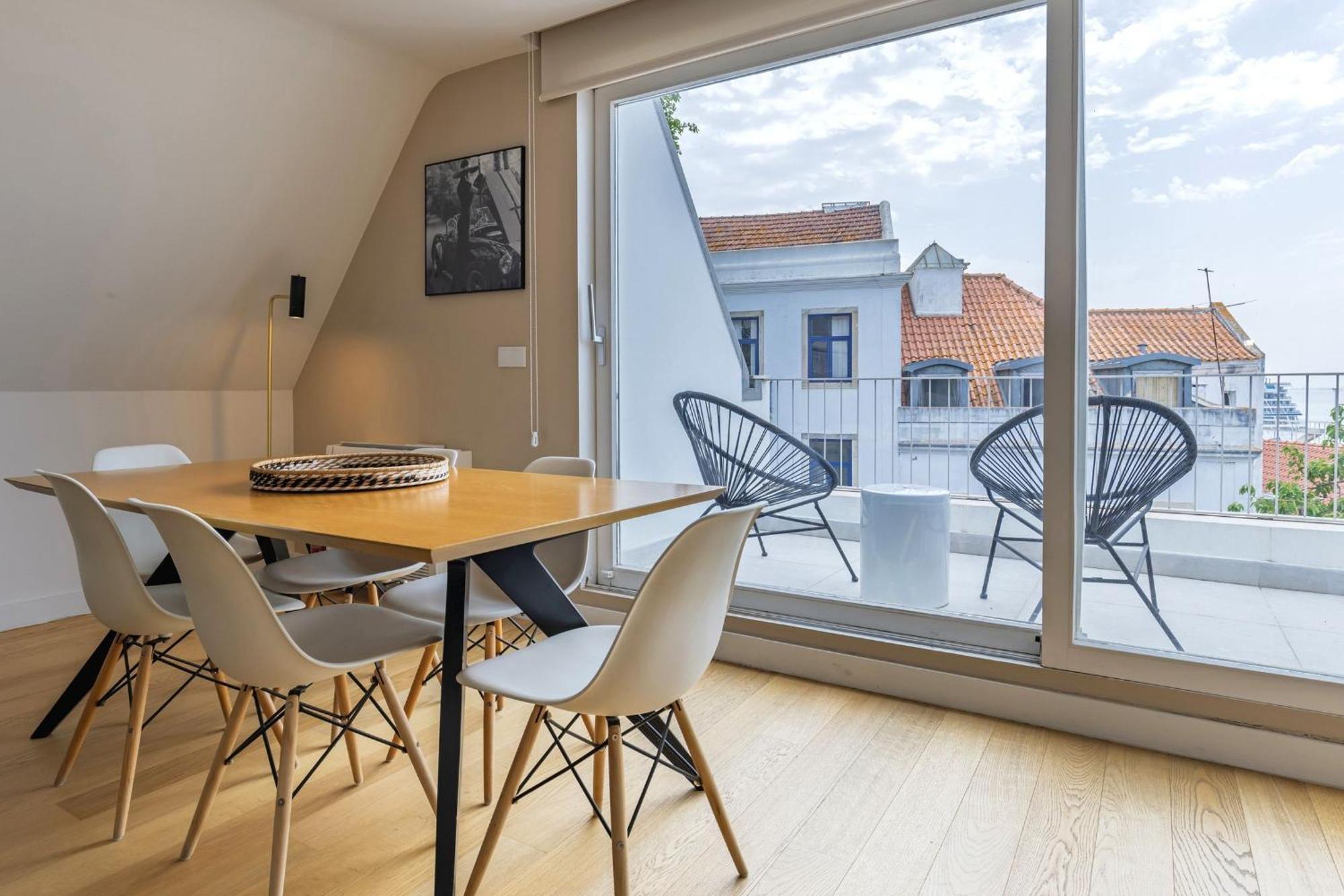 Lovelystay - Penthouse On The Tagus In Alfama Lisbon