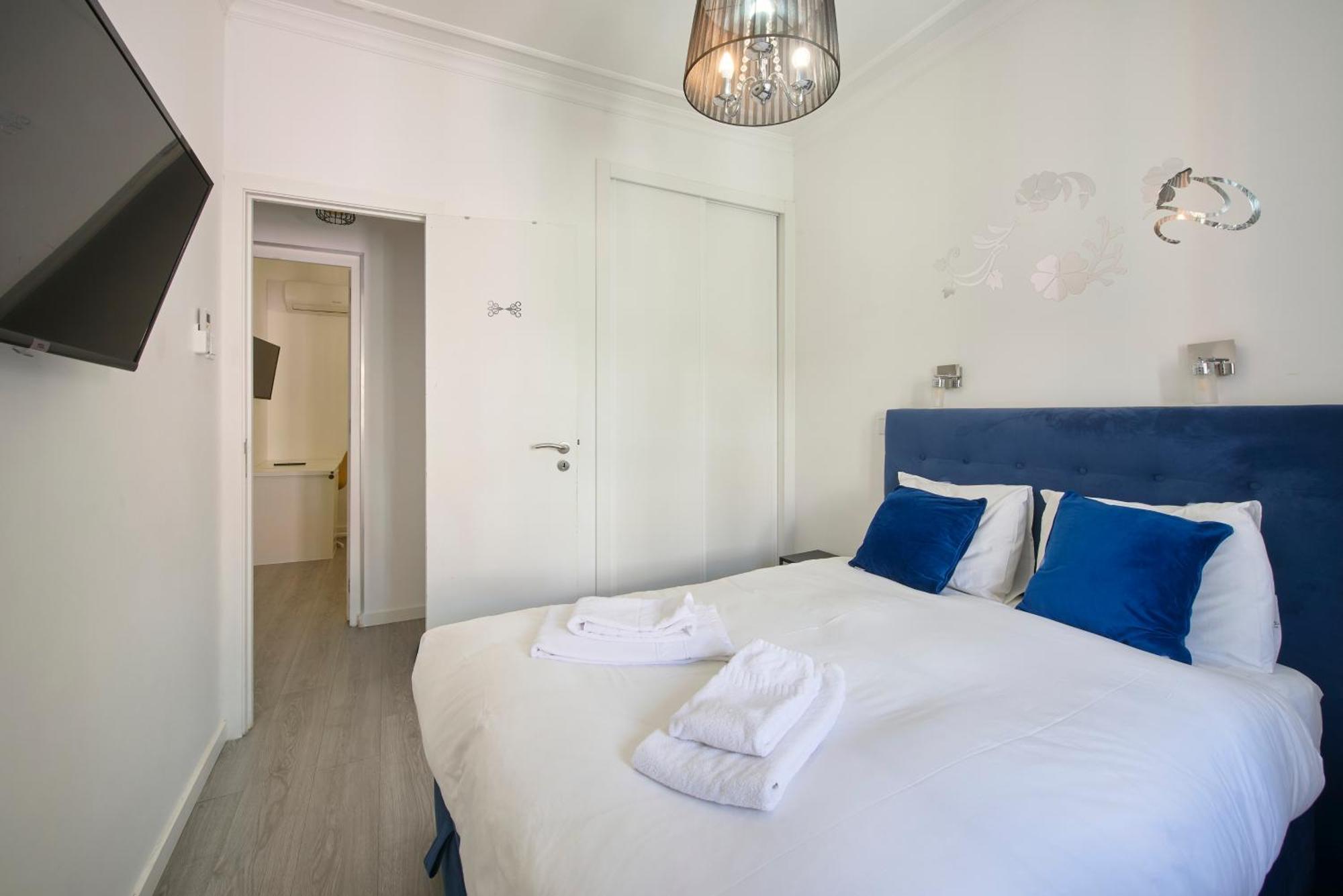 New 3 Bedroom Flat With River On Sight @alameda Lisbon