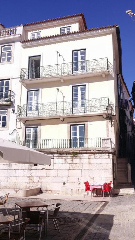 Alfama With Balcony Apartment Lisbon