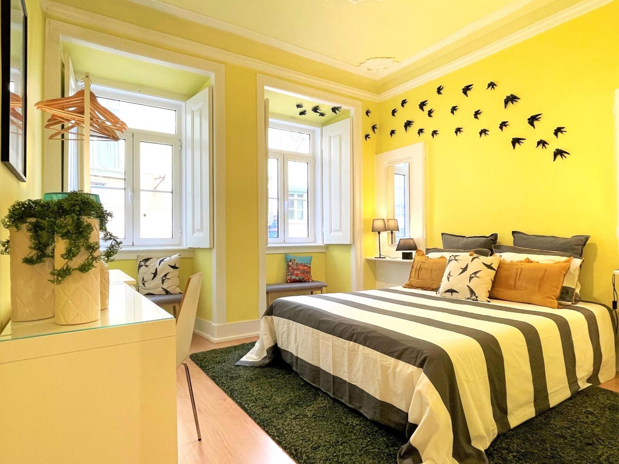 Apartment Mc Warm Romantic 3br2ba @ Trendy Principe Real *