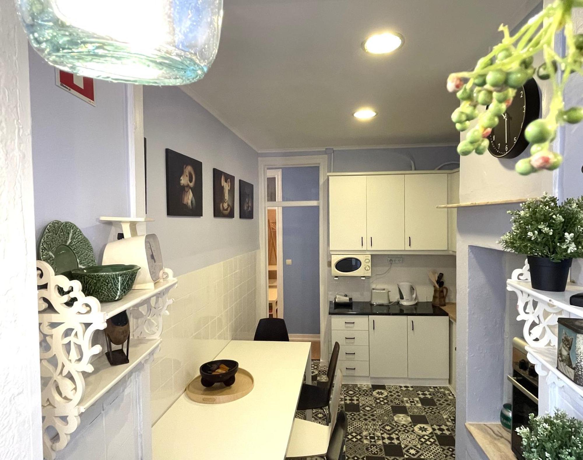 Apartment Mc Warm Romantic 3br2ba @ Trendy Principe Real Lisbon