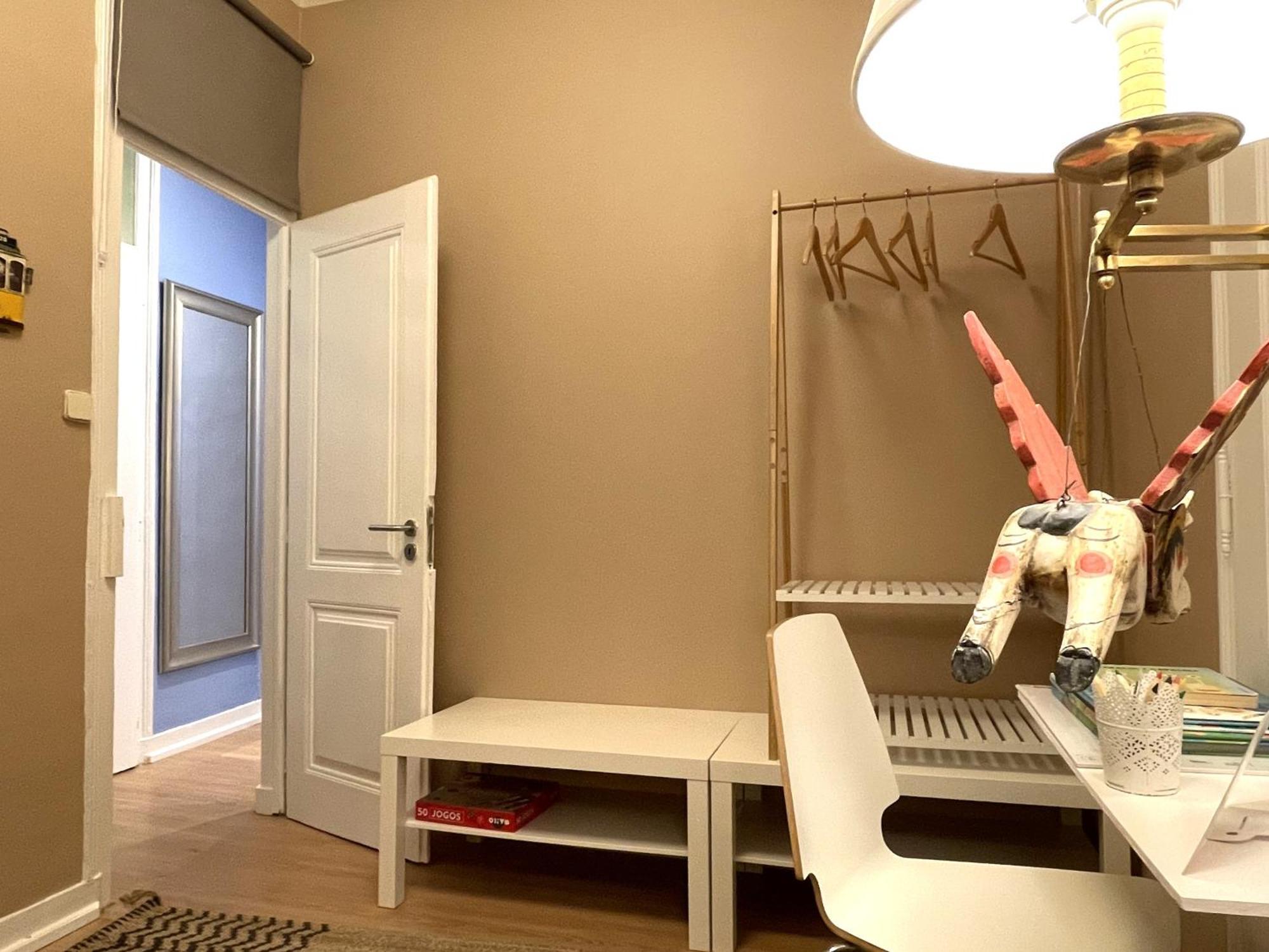 Mc Warm Romantic 3br2ba @ Trendy Principe Real Apartment *
