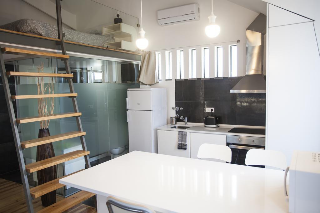 Apartment Mezzanine With A View In Bairro Alto *