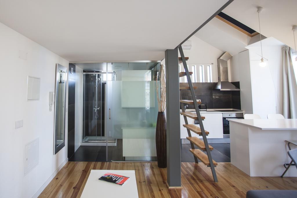 Apartment Mezzanine With A View In Bairro Alto