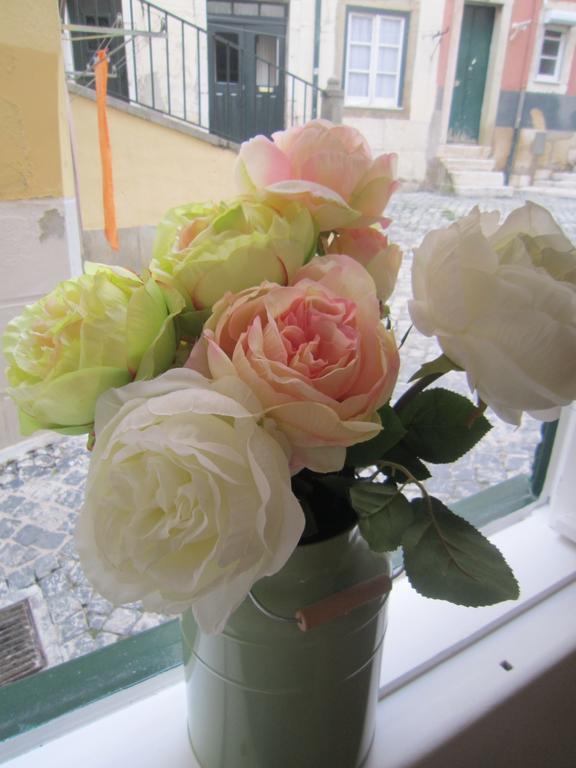 Alfama Shabby Chic Flat * Lisbon