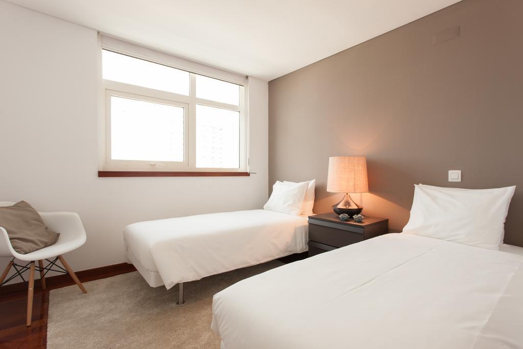 Apartment Your Oriente Lisbon