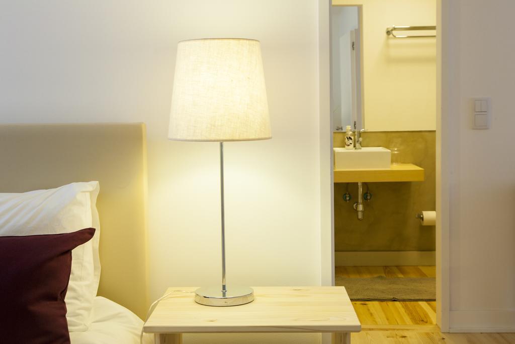 Apartamento Altido Cosy 1-bed Flat With Workspace In Santa Catarina, Moments From Luís De Camões Sq Lisboa