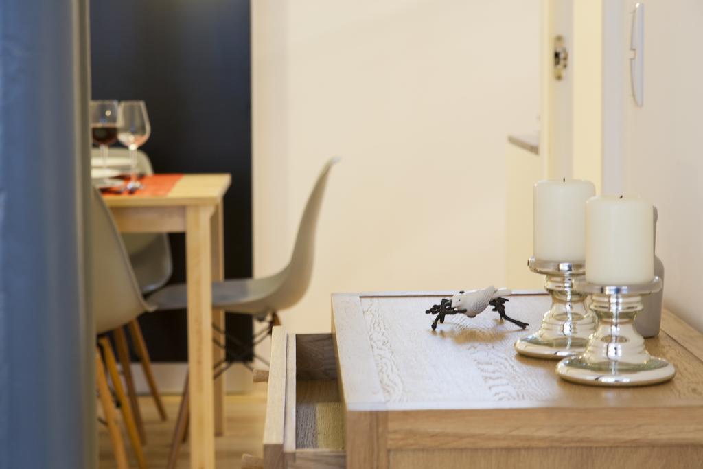 Joivy Cosy 1-Bed Flat With Workspace In Santa Catarina, Moments From Luis De Camoes Sq Apartment