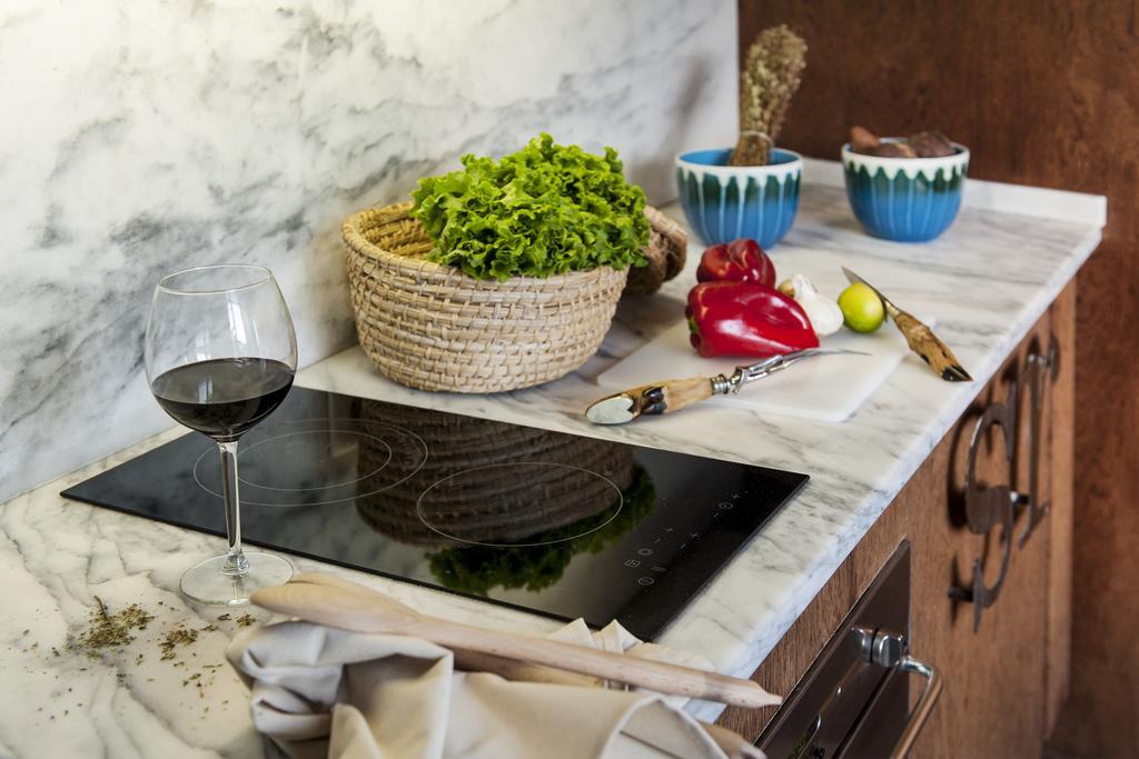 Apartment Alfama - St Estevao Viewpoint | Cheese & Wine *