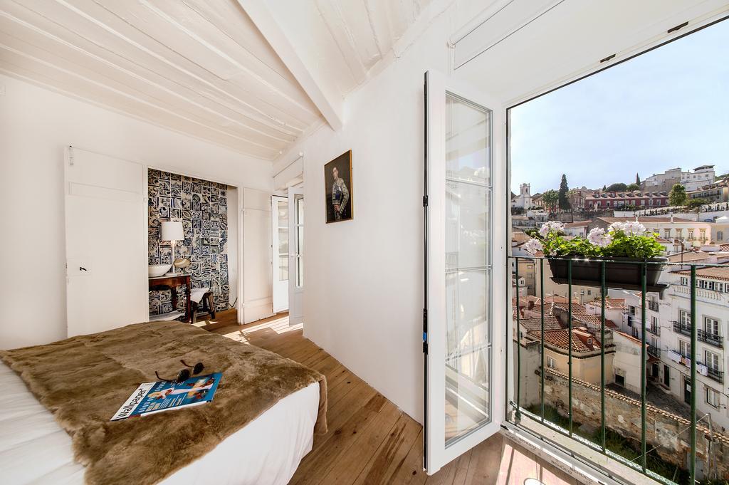 Alfama - St Estevao Viewpoint | Cheese & Wine * Lisbon