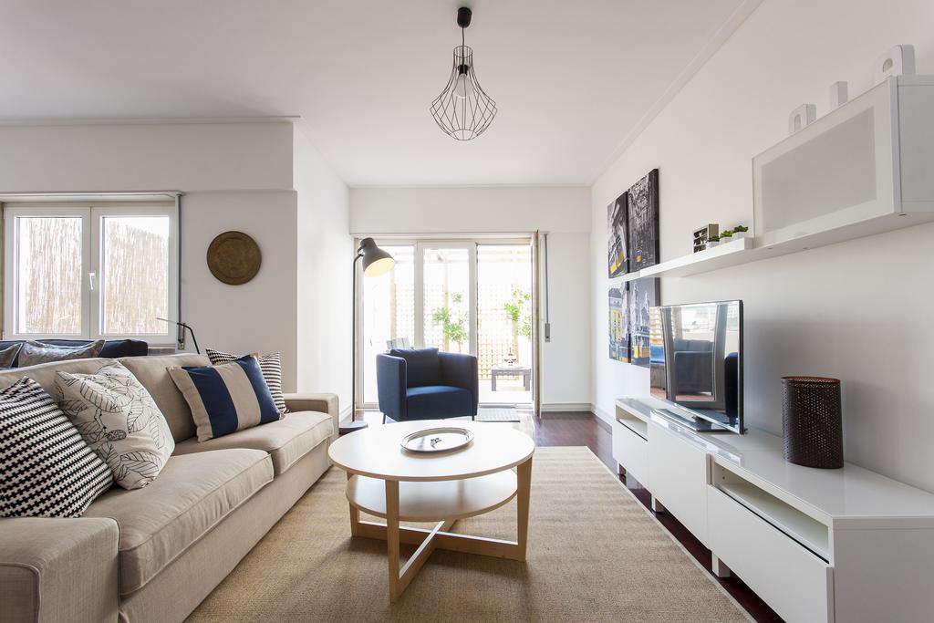 Joivy Superb 1-Bed Apt With Workspace And Terrace, Close To Avenida Da Liberdade