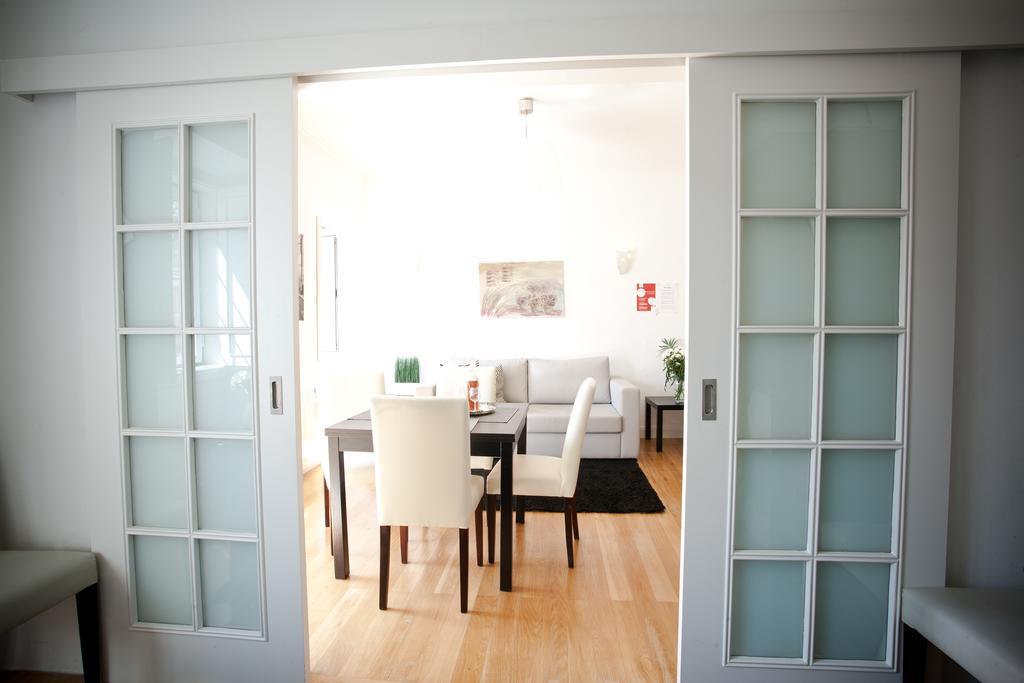 Apartment Downtown Apartments Bica Lisbon