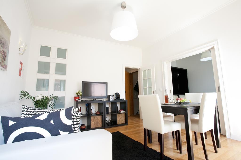 Apartment Downtown Apartments Bica